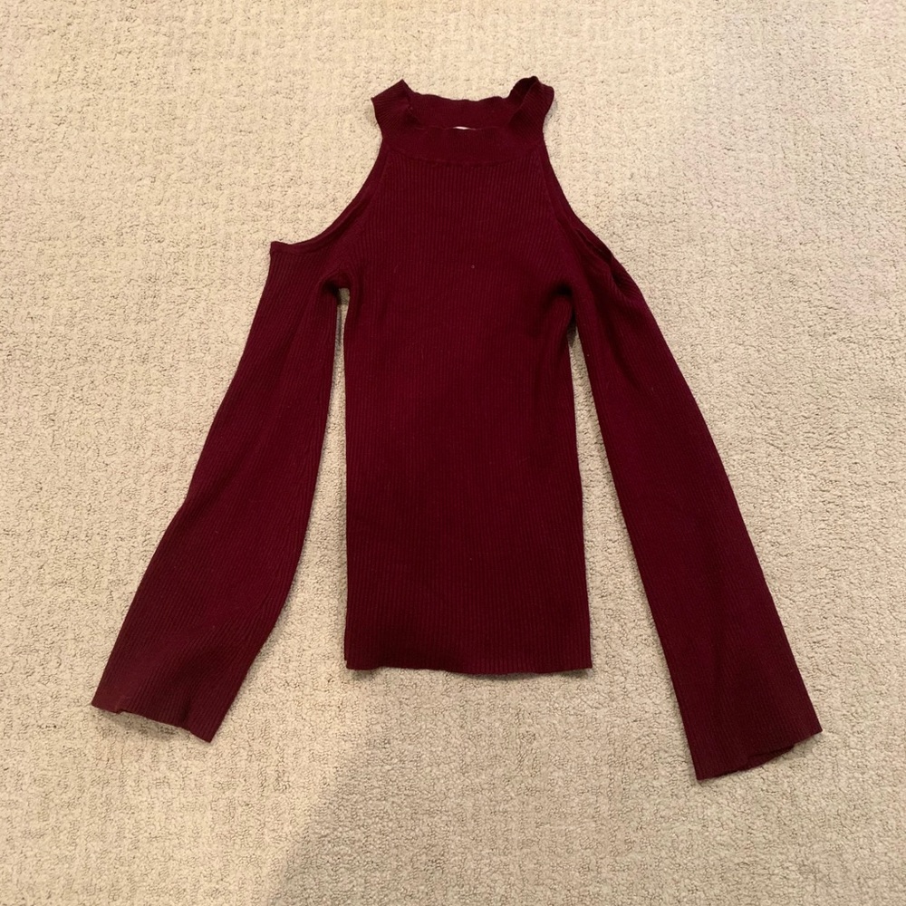 Maroon halter top long sleeve
